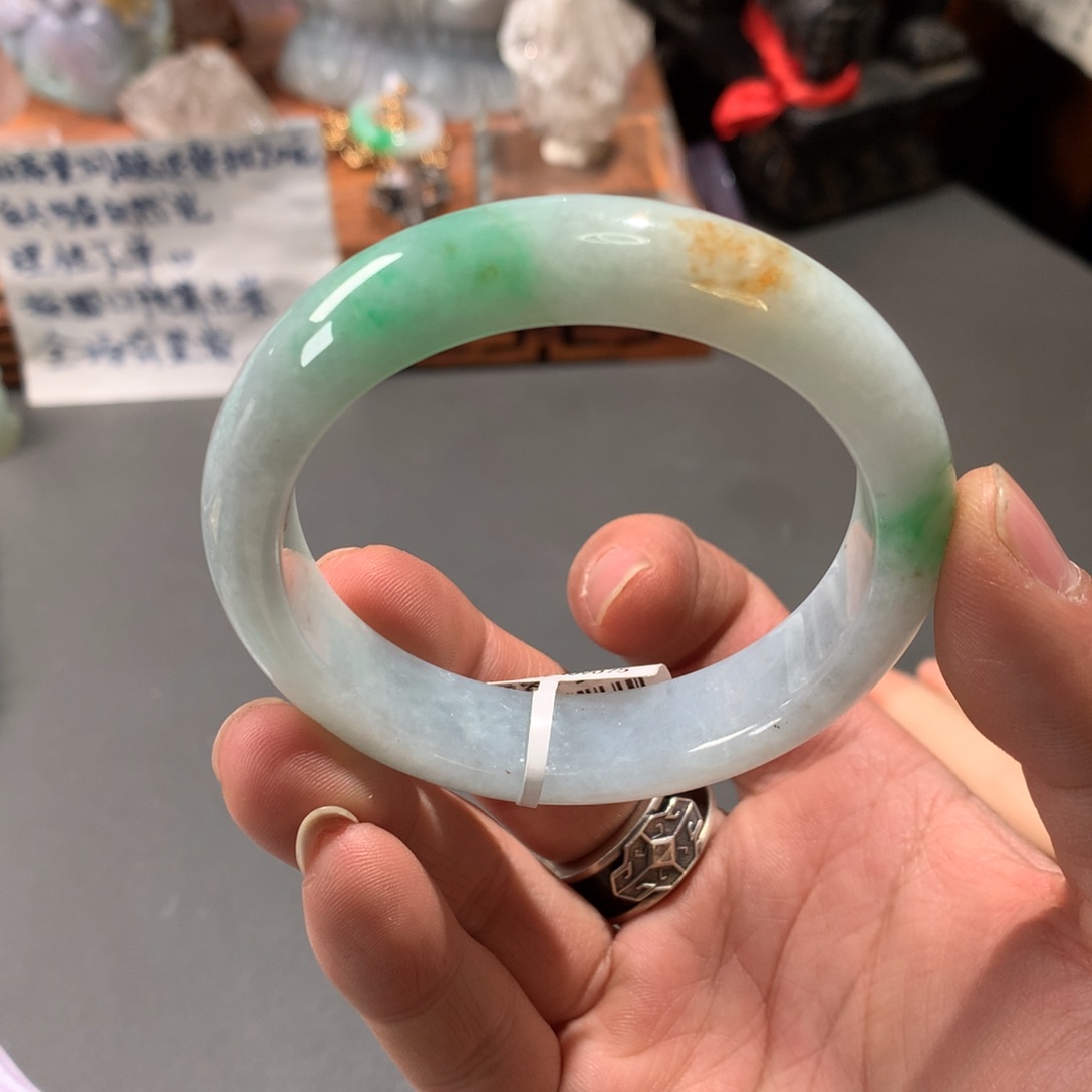 翡翠手镯未镶嵌54.7圈口