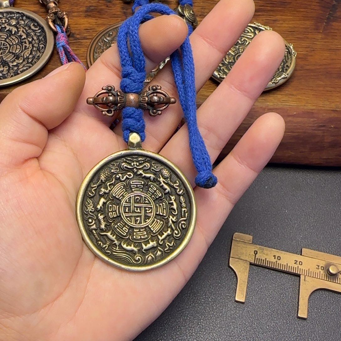 睿***丙泥塑藏传牌子……藏传牌子