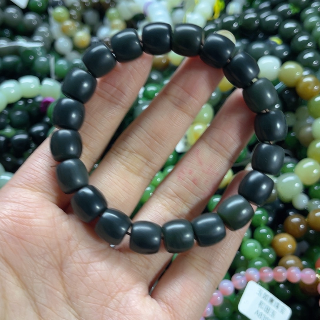 未镶嵌手链和田玉