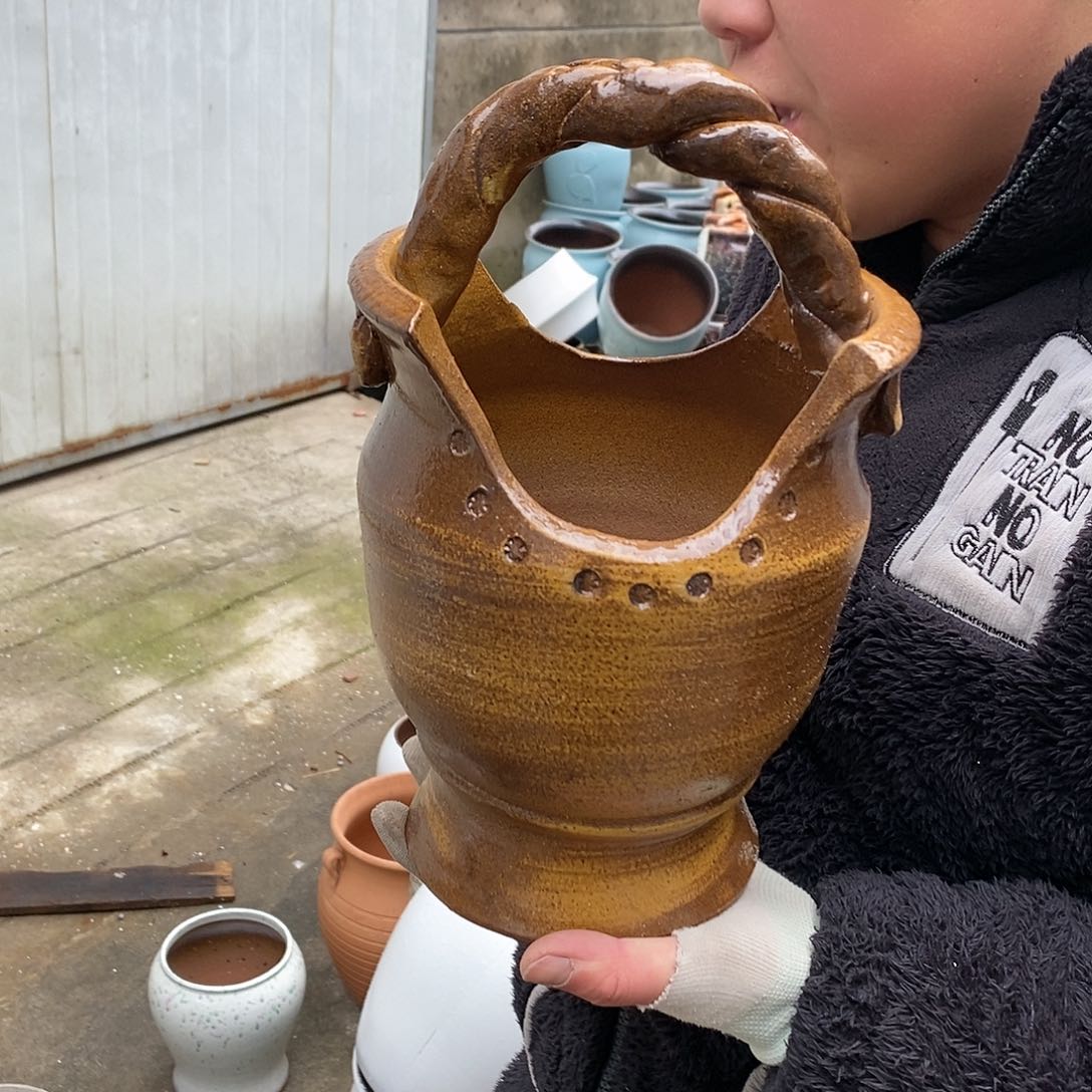 紫砂花盆瑕疵口17高23