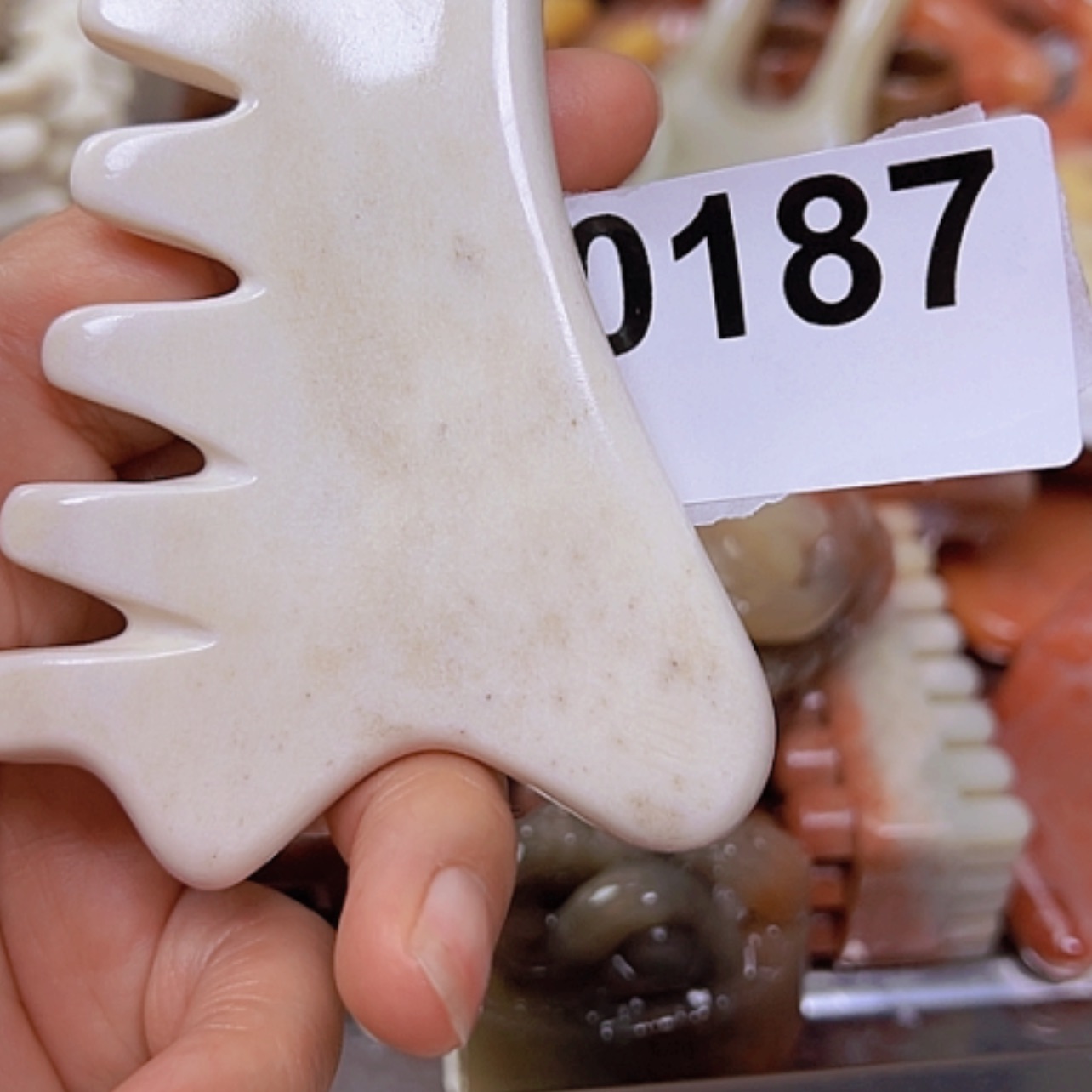 【闪购商品】砖雕少****子鹿角特价处理