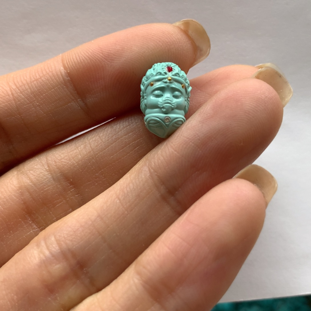 绿松石配饰未镶嵌
