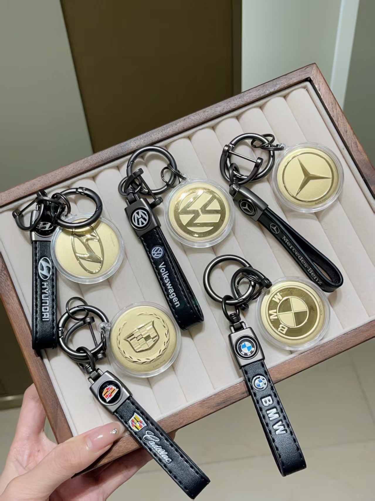 创意饰品车标钥匙扣 父亲节送礼 自留