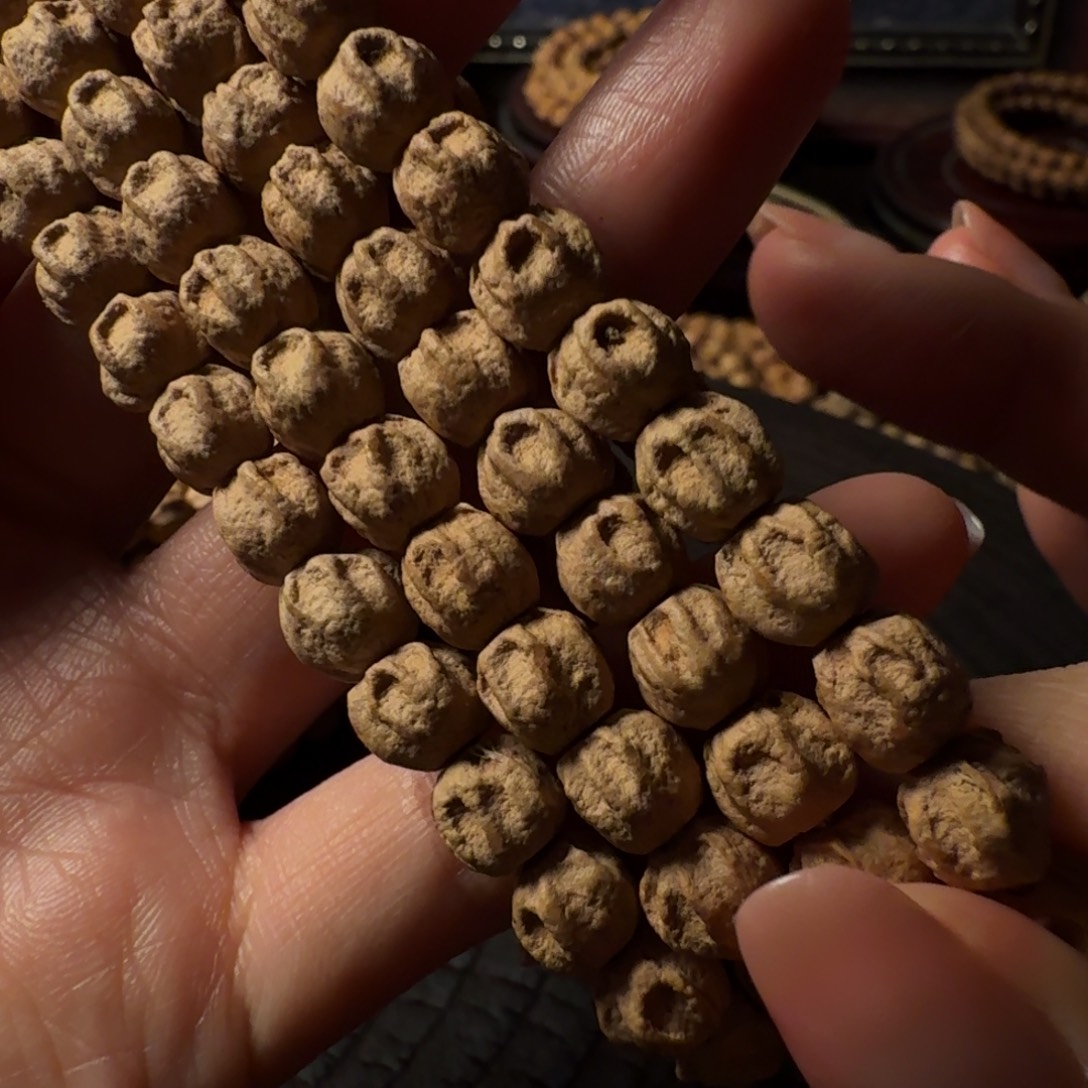 ****皮柏香籽/百香籽手串