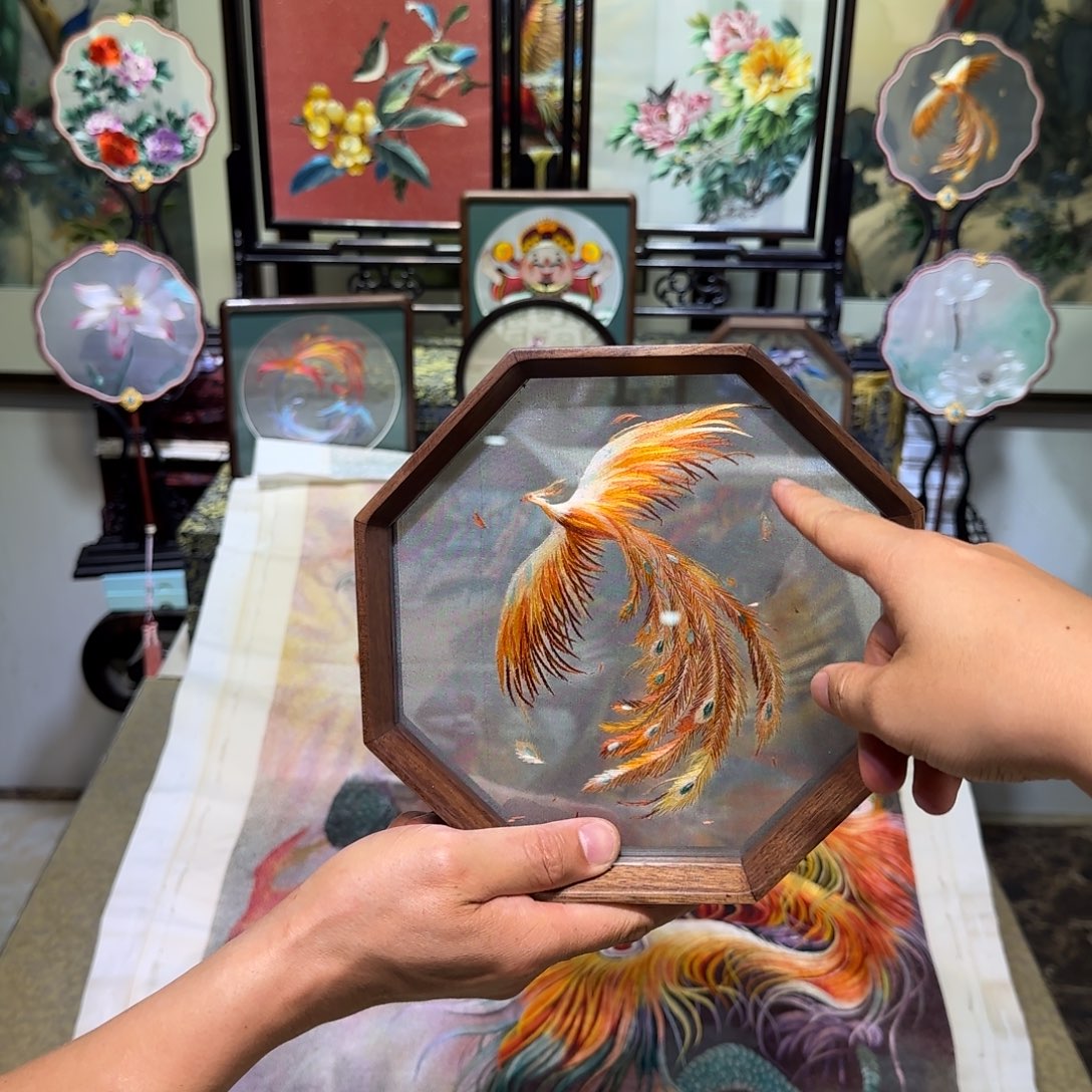 刺绣刺绣工艺精湛