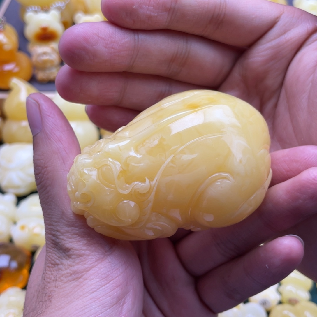 琥珀未镶嵌裸石蜜蜡