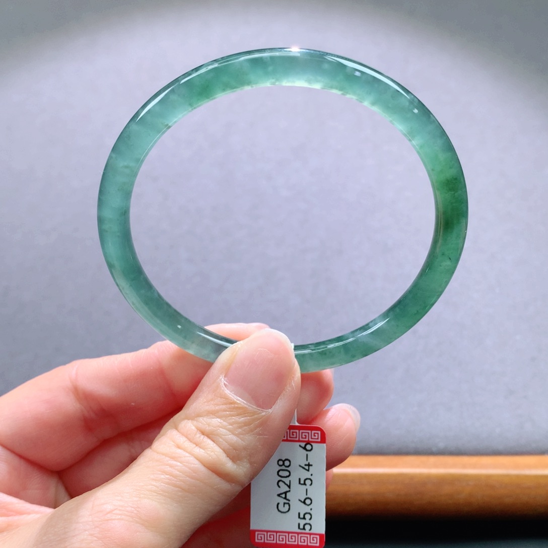 翡翠手镯未镶嵌天然翡翠手镯叮当镯