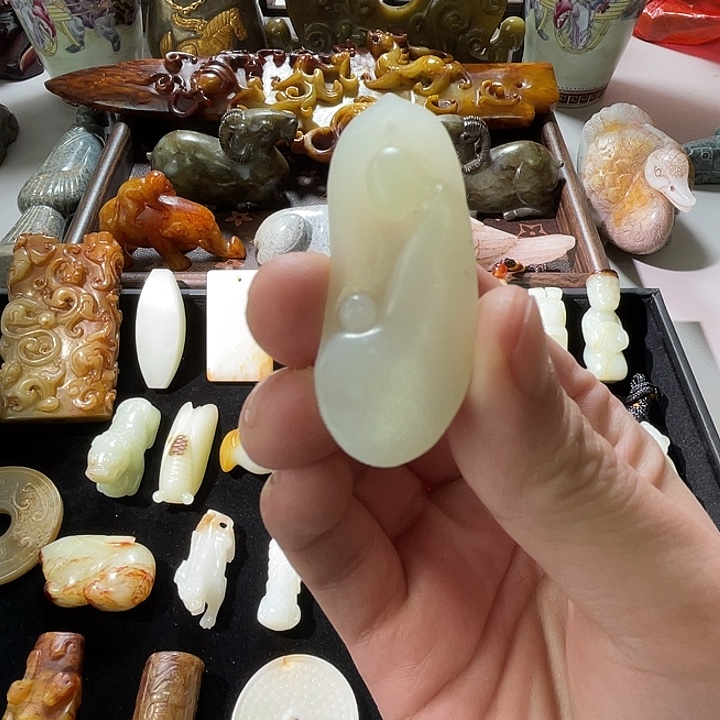 和田玉（糖玉）未镶嵌挂件