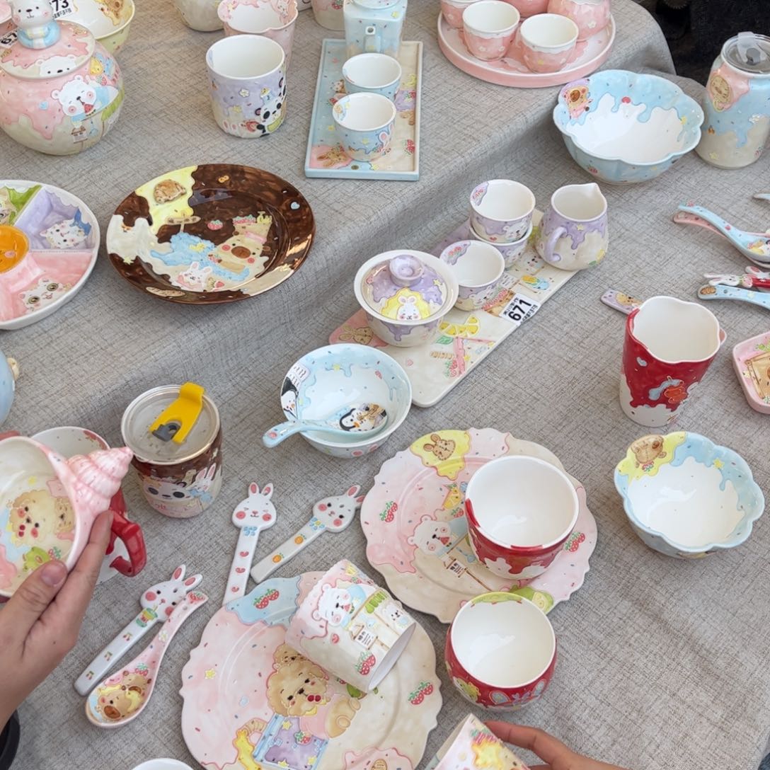 瓷片8803一起逛集市啦