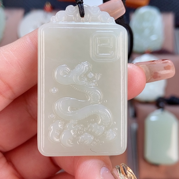 【闪购商品】和田玉颈饰未镶嵌