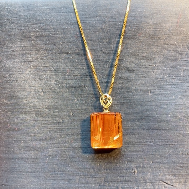 颈饰18K金镶嵌发晶天然钛晶无事牌锁骨链吊坠