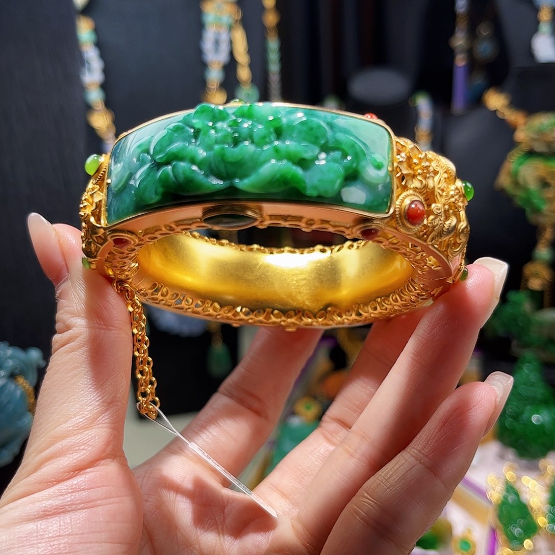 【闪购商品】翡翠手镯银S925镀金镶嵌福利