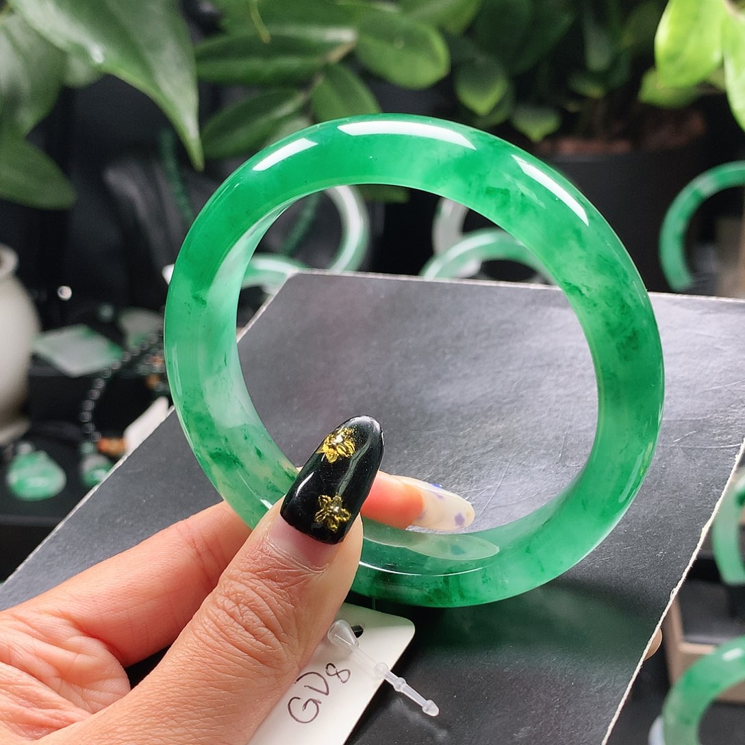 石英质玉未镶嵌手镯60