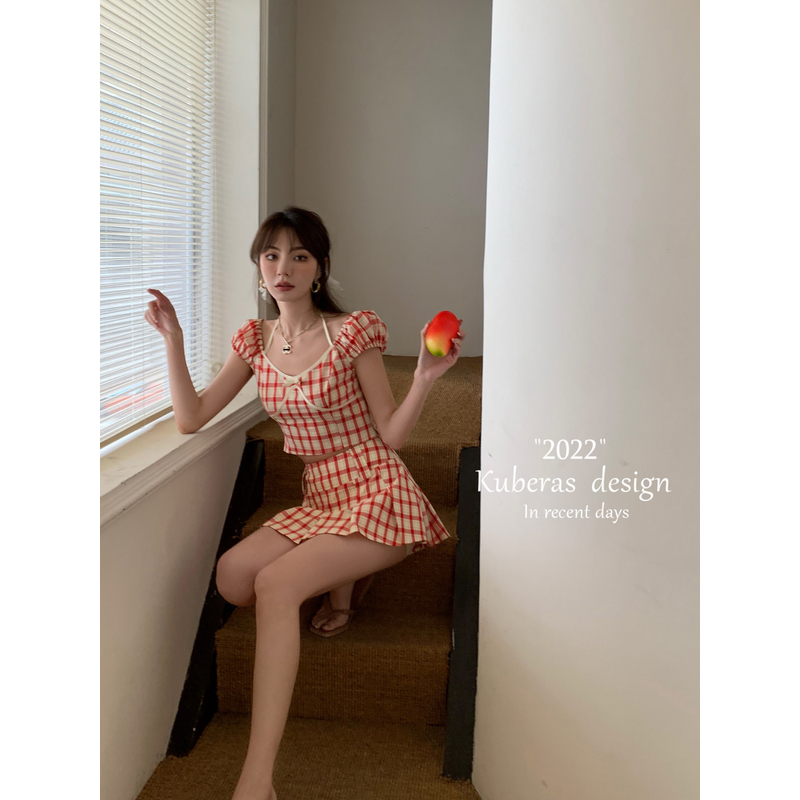 KUBERAS/港风博主小众设计气质显瘦格子短袖衬衫裙裤两件套装女夏