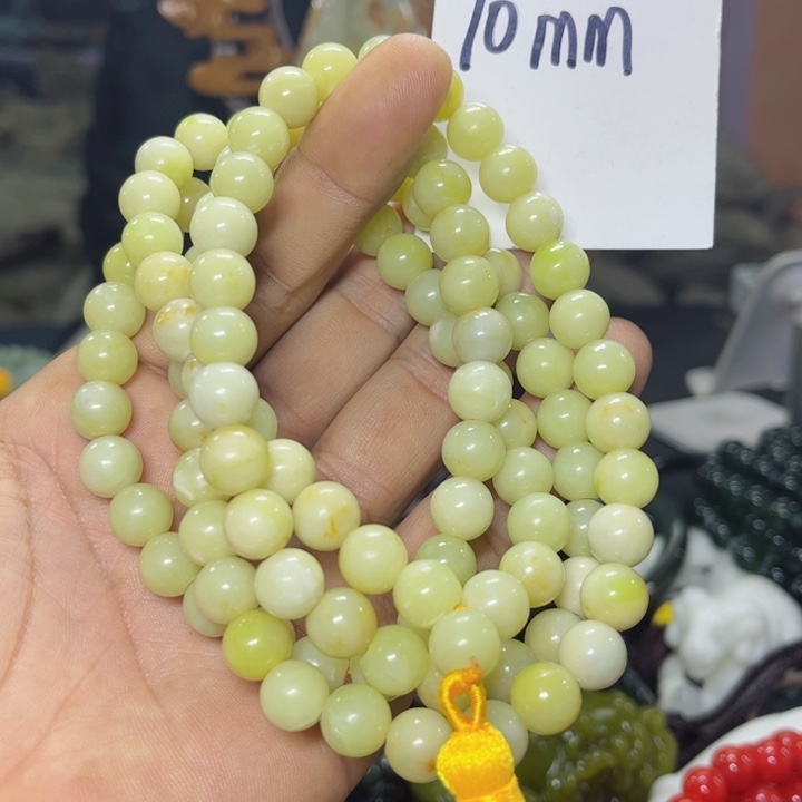 蛇纹石玉项链未镶嵌