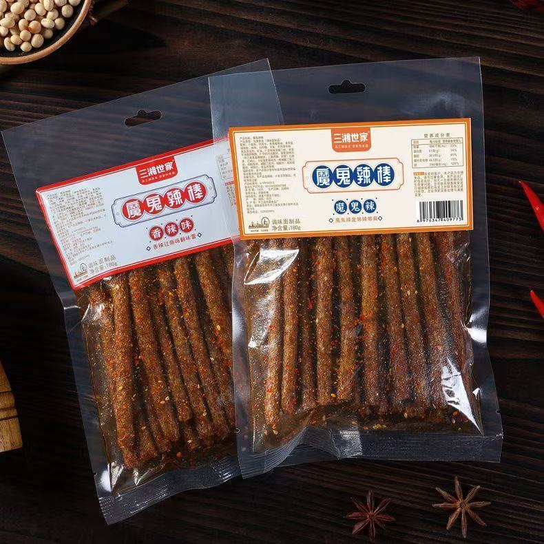 三湘世家魔鬼辣条辣筋辣片辣死随机休闲零食110克袋装