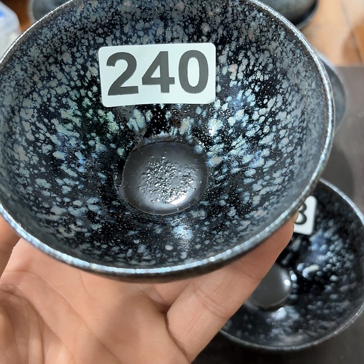 茶盏蔡**?240哈哈哈哈哈哈哈哈哈