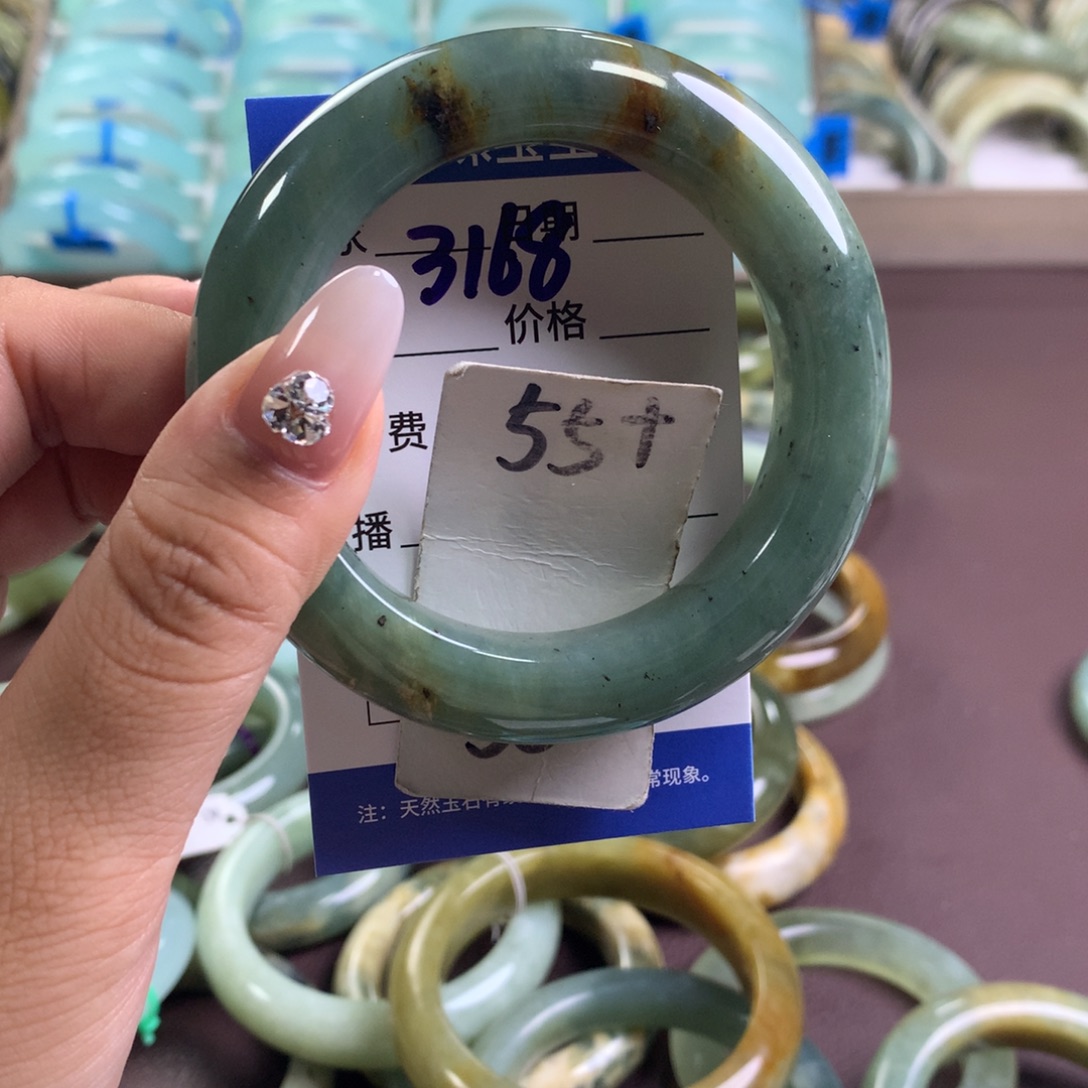 蛇纹石玉未镶嵌手镯3168