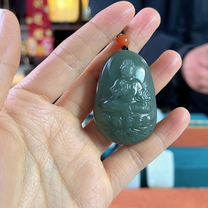 和田玉吊坠未镶嵌