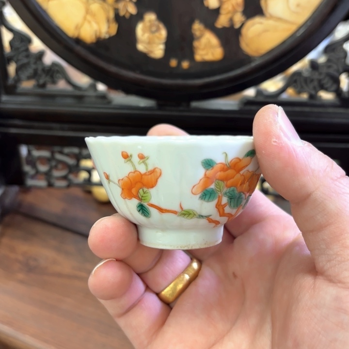 瓷片用****8精致雕刻工艺精湛