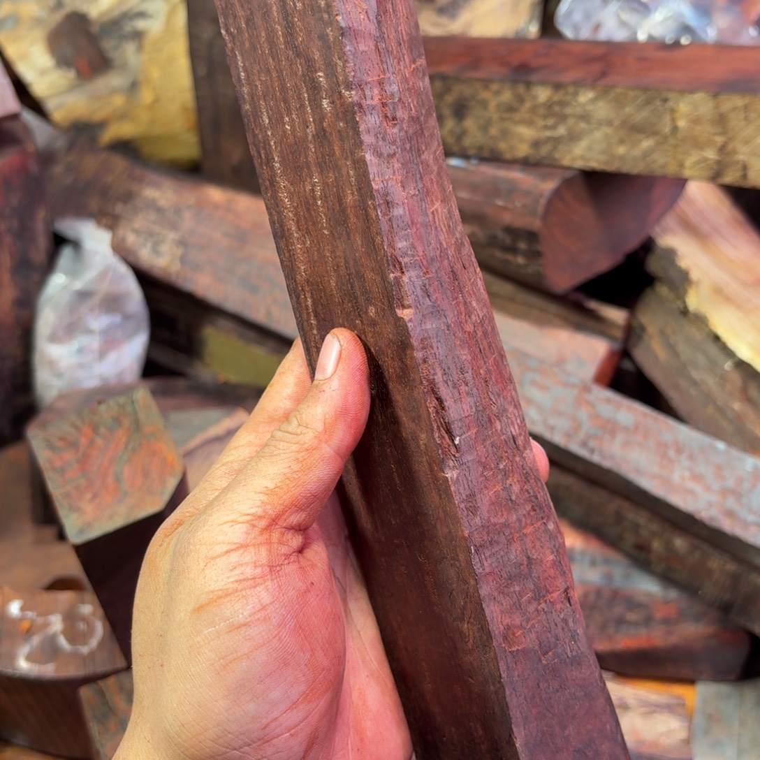 兰***果檀香紫檀（小叶紫檀）