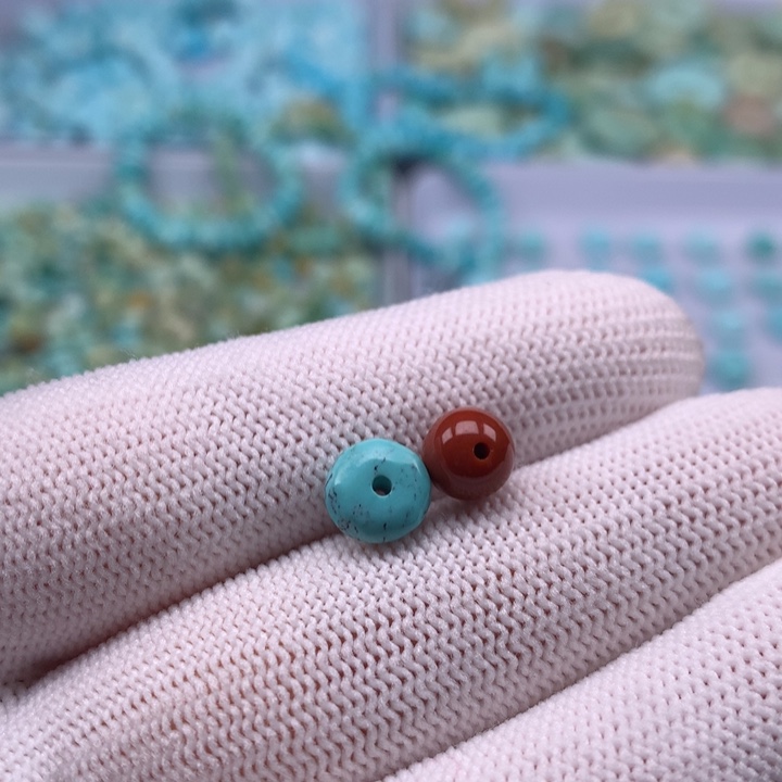 南红玛瑙未镶嵌珠宝奇石