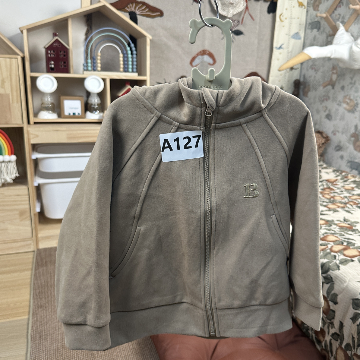 A127儿童灰色外套