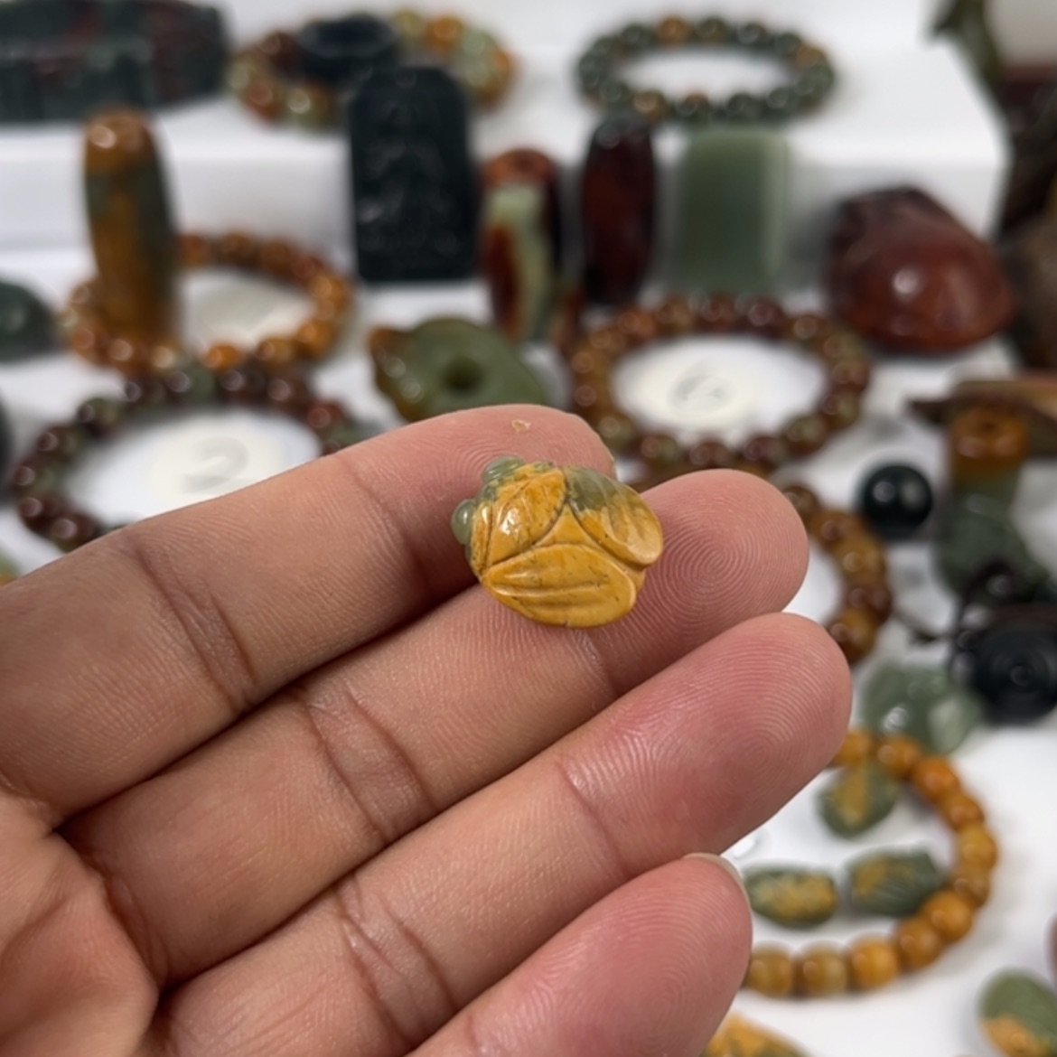 【闪购商品】未镶嵌透闪石质玉挂件致*宝