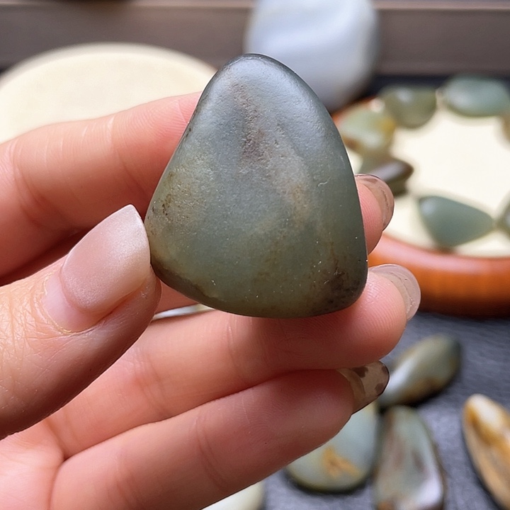 和田玉颈饰未镶嵌16