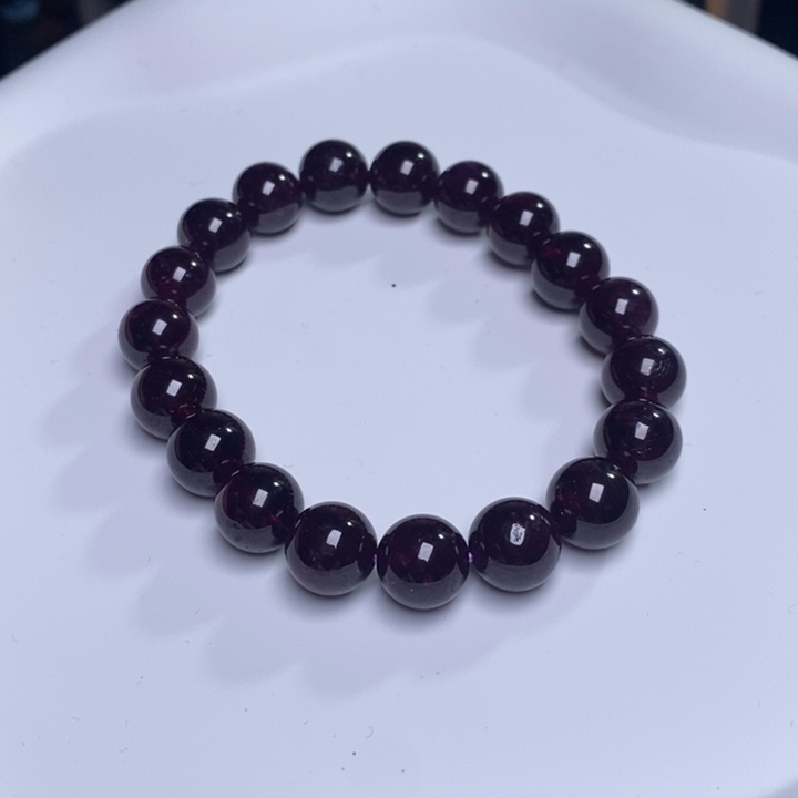 石榴石手串未镶嵌