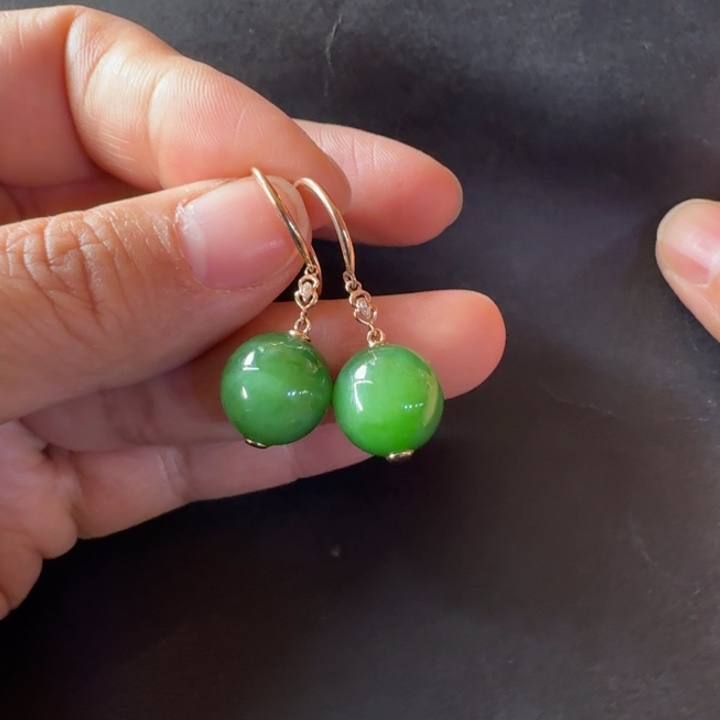 和田玉（碧玉）18K金镶嵌耳饰