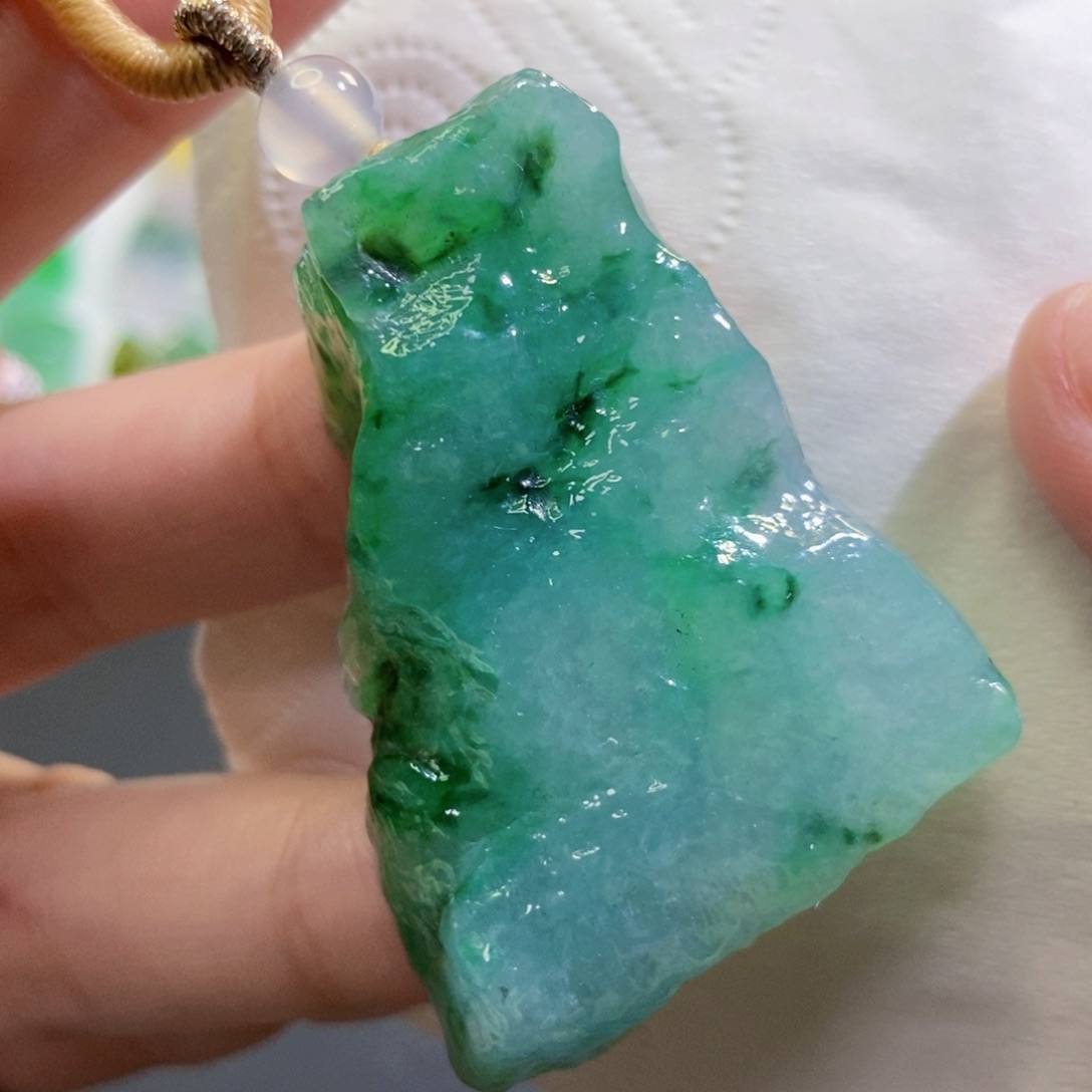 【闪购商品】翡翠吊坠(不含链)未镶嵌9116