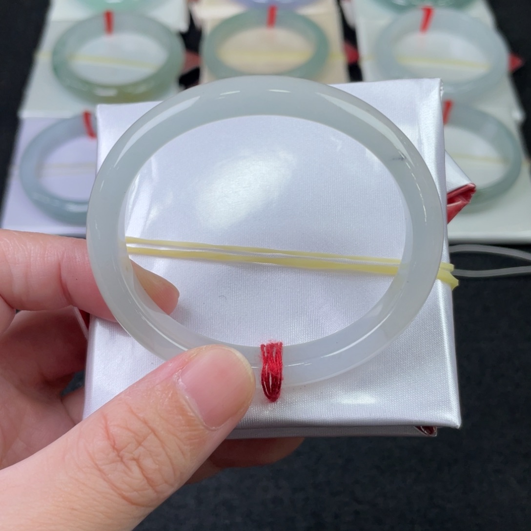 翡翠手镯未镶嵌54.4贵妃