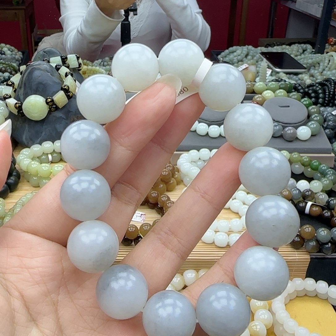 和田玉手链未镶嵌