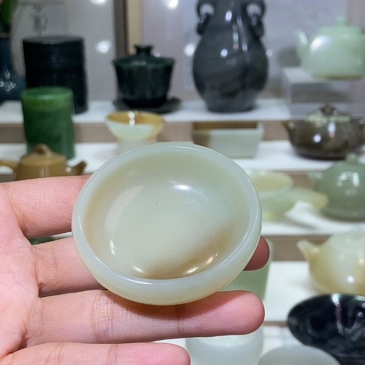 和田玉未镶嵌挂件黄口杯