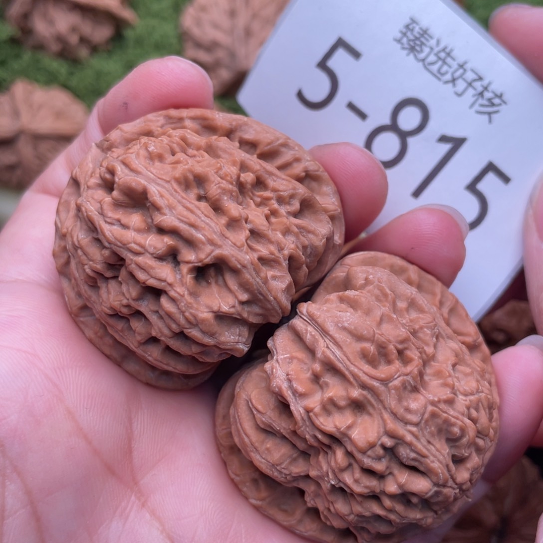 文玩核桃把件三角白43