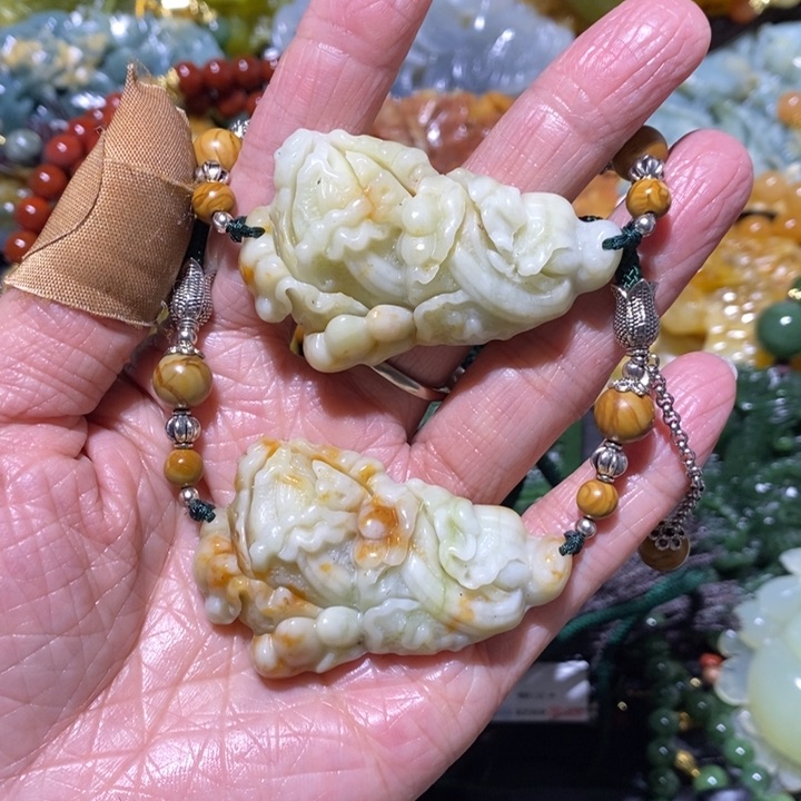 岫玉岫玉吊坠未镶嵌