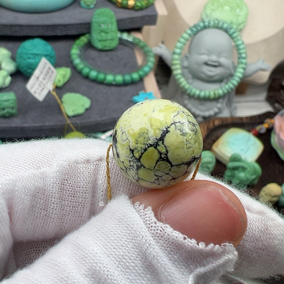 绿松石绿松石未镶嵌