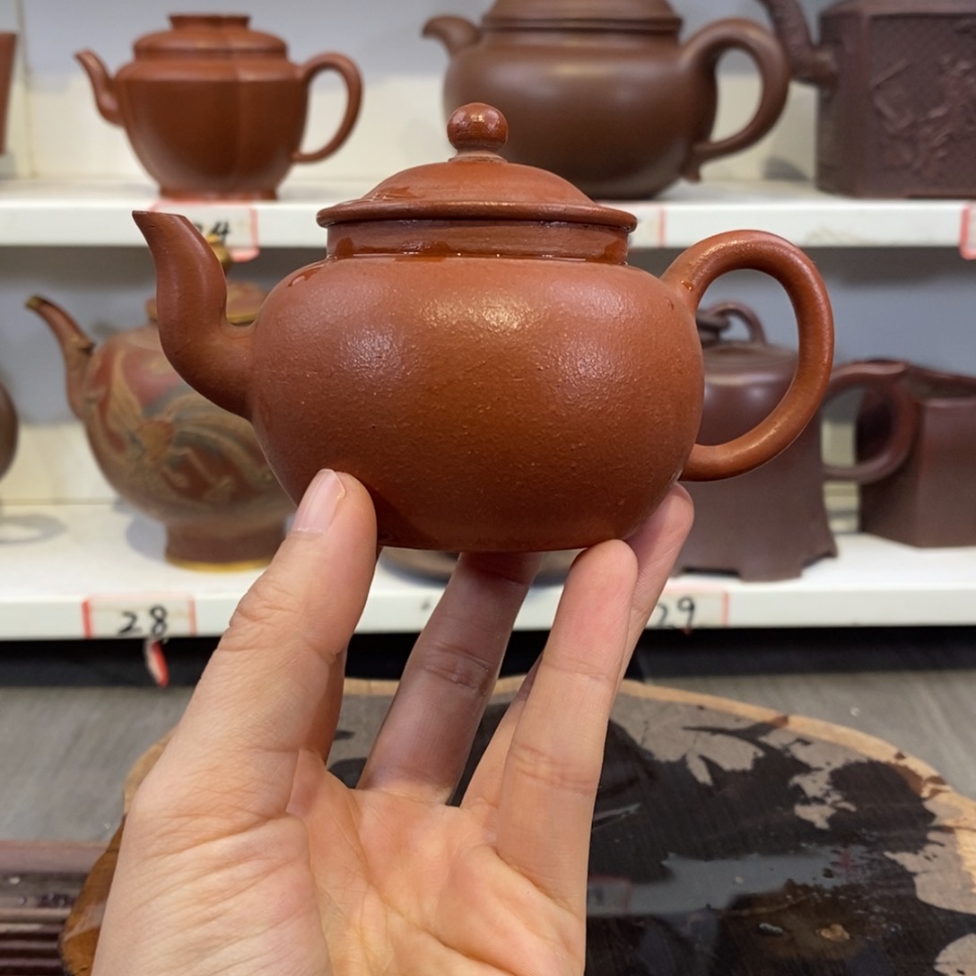 紫砂茶壶?**?宜兴紫砂壶