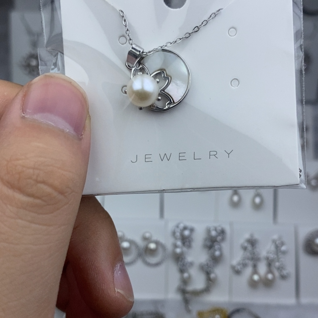 淡水珍珠未镶嵌耳饰