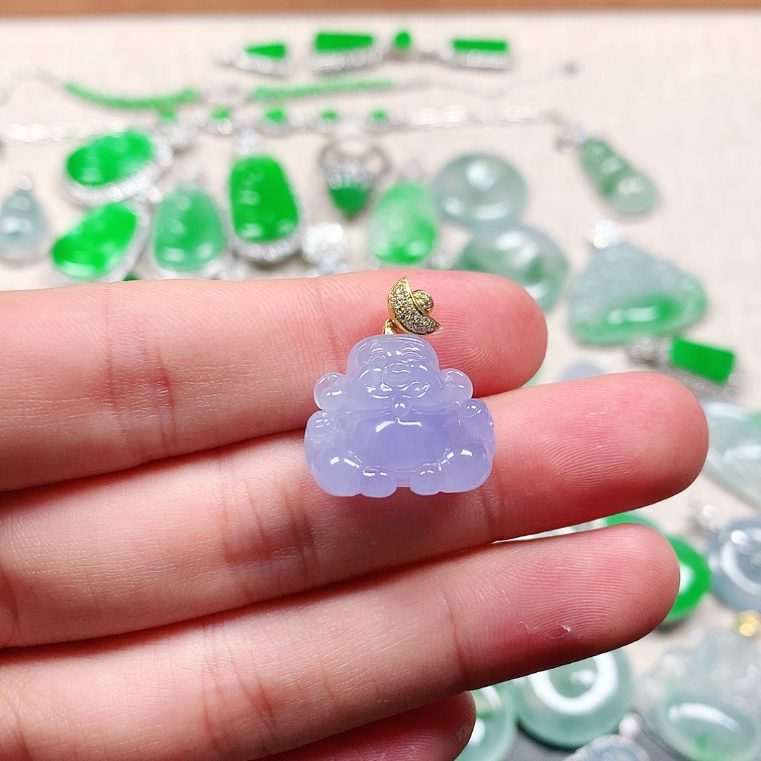 翡翠18K金镶嵌颈饰挂件