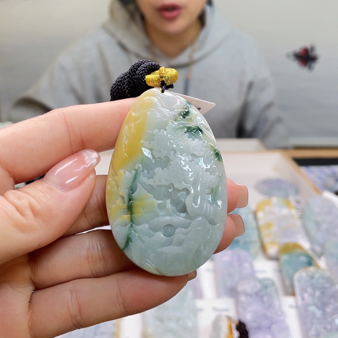 翡翠吊坠(不含链)未镶嵌