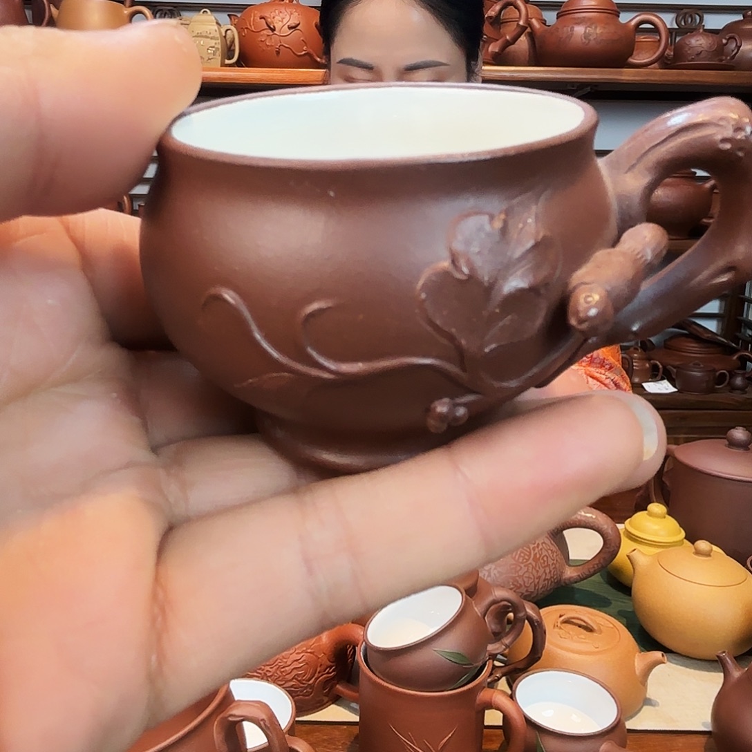 紫砂茶杯葡萄紫砂杯