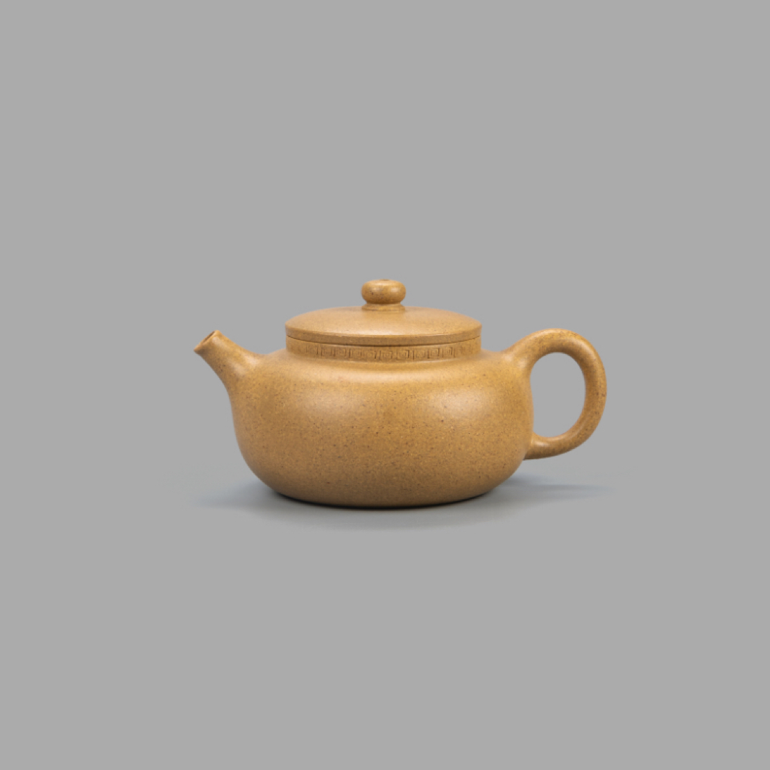 周中云-平安-黄金段-半手160cc 宜兴黄龙山原矿紫砂茶壶