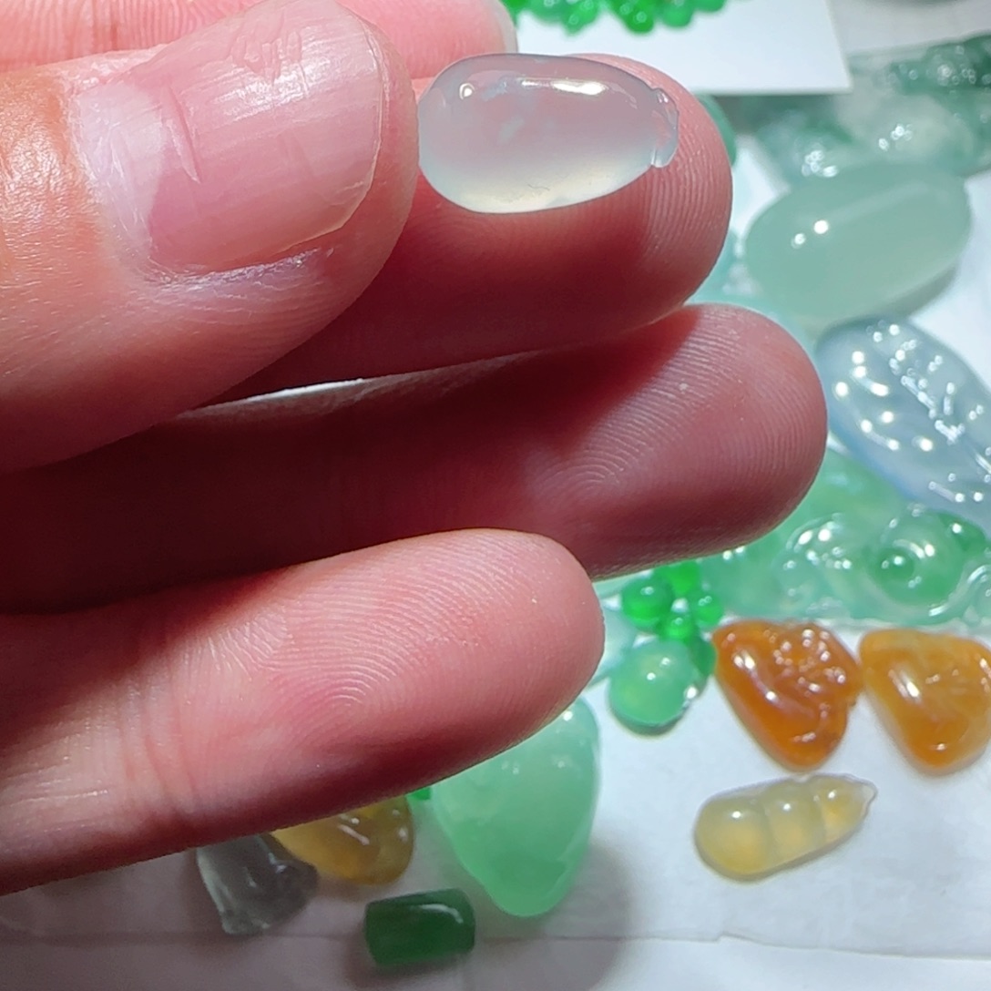 定制翡翠未镶嵌缅甸天然翡翠瓜