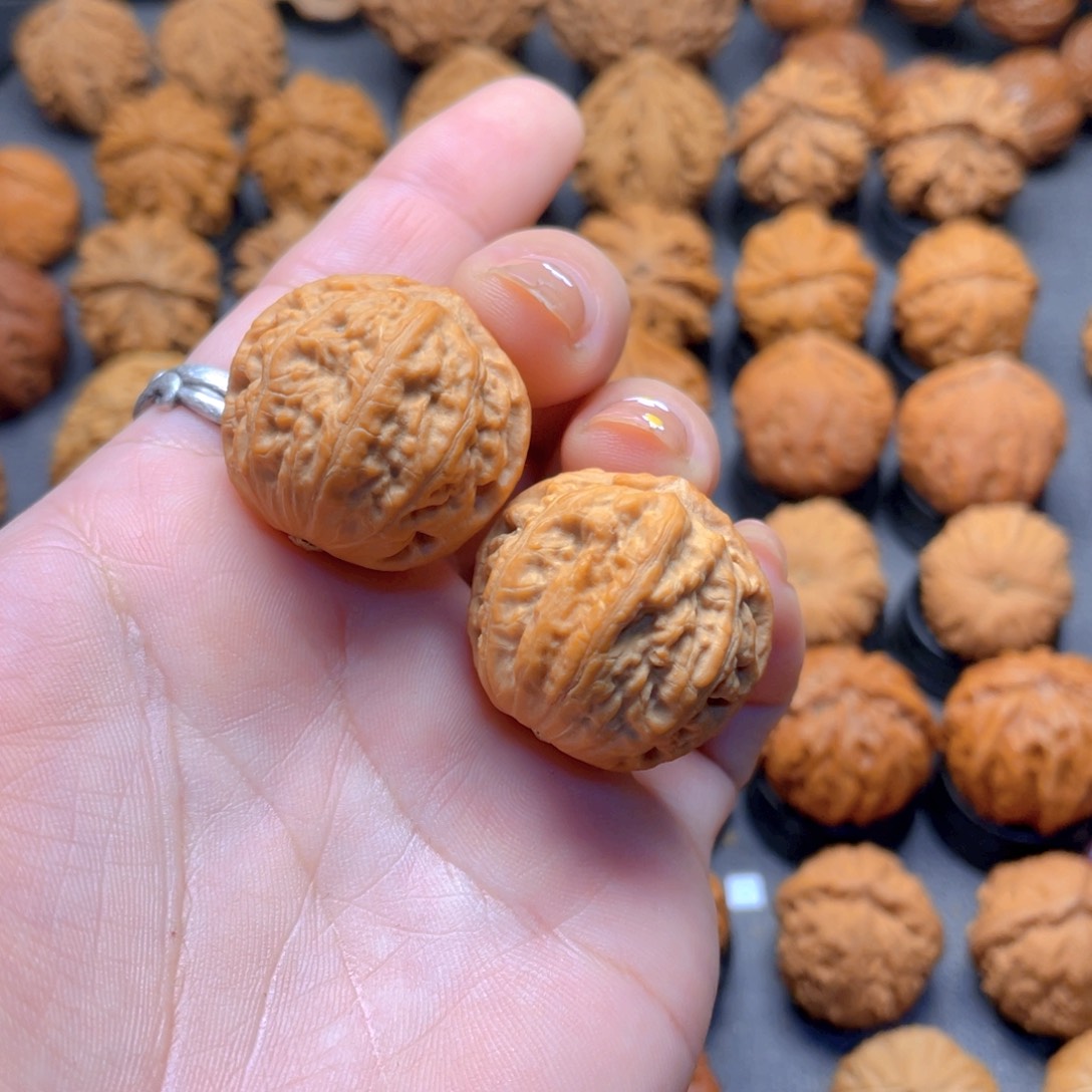 晓****核桃文玩把件小南瓜