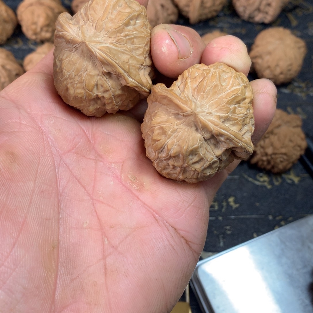 猴头核桃吊坠文玩核桃南瓜敦41