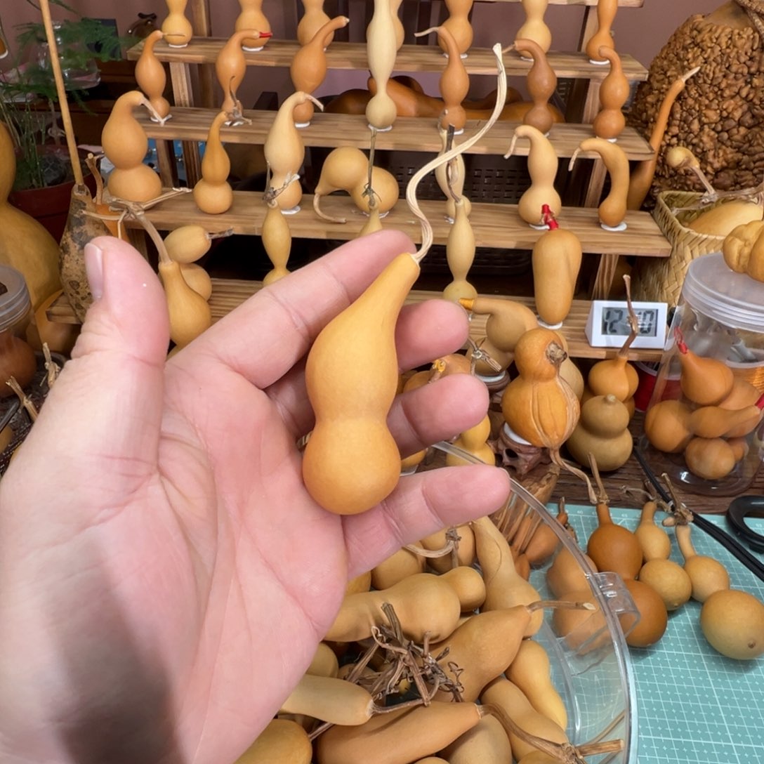 J***i本捻小猪定向闪购