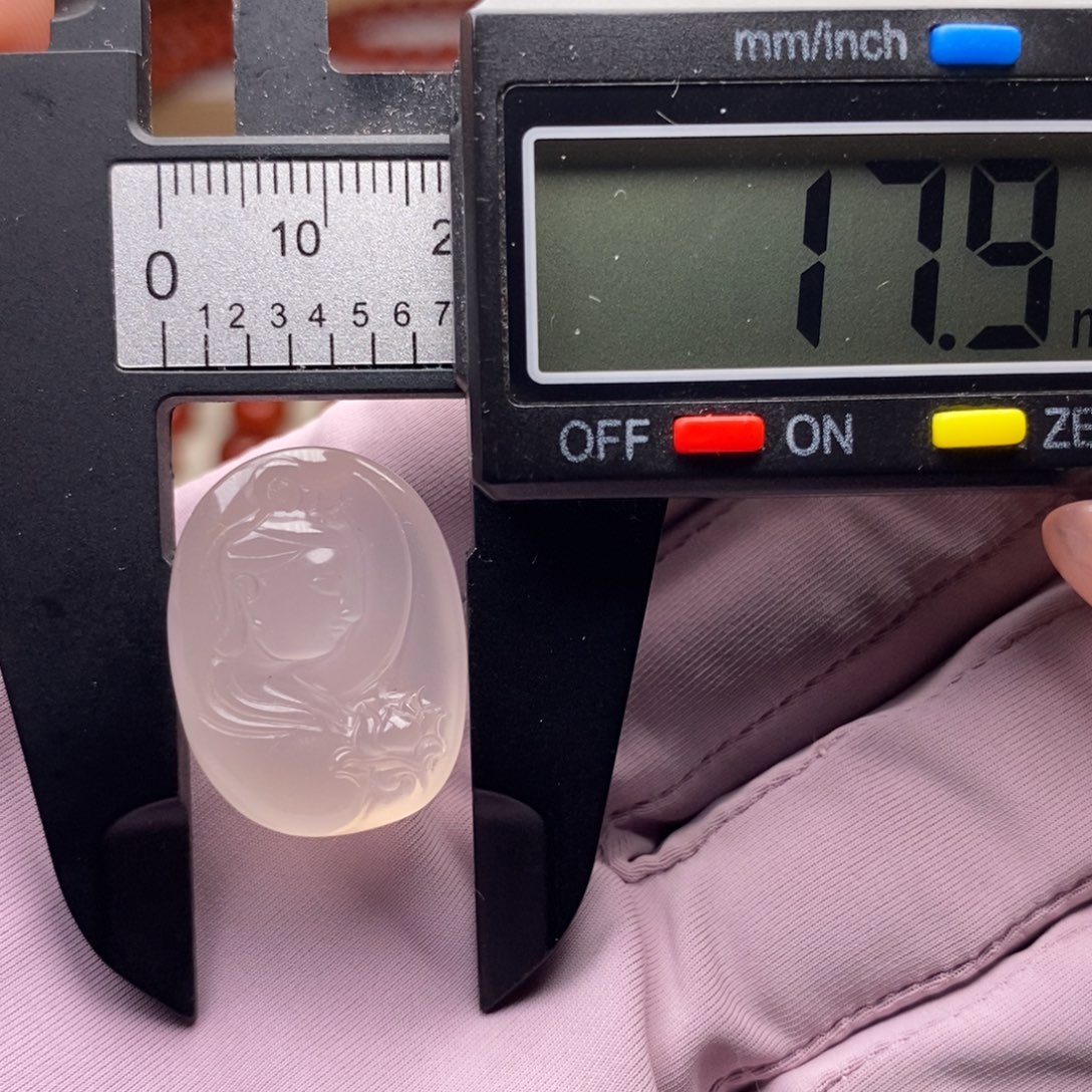 南红玛瑙未镶嵌配饰观音