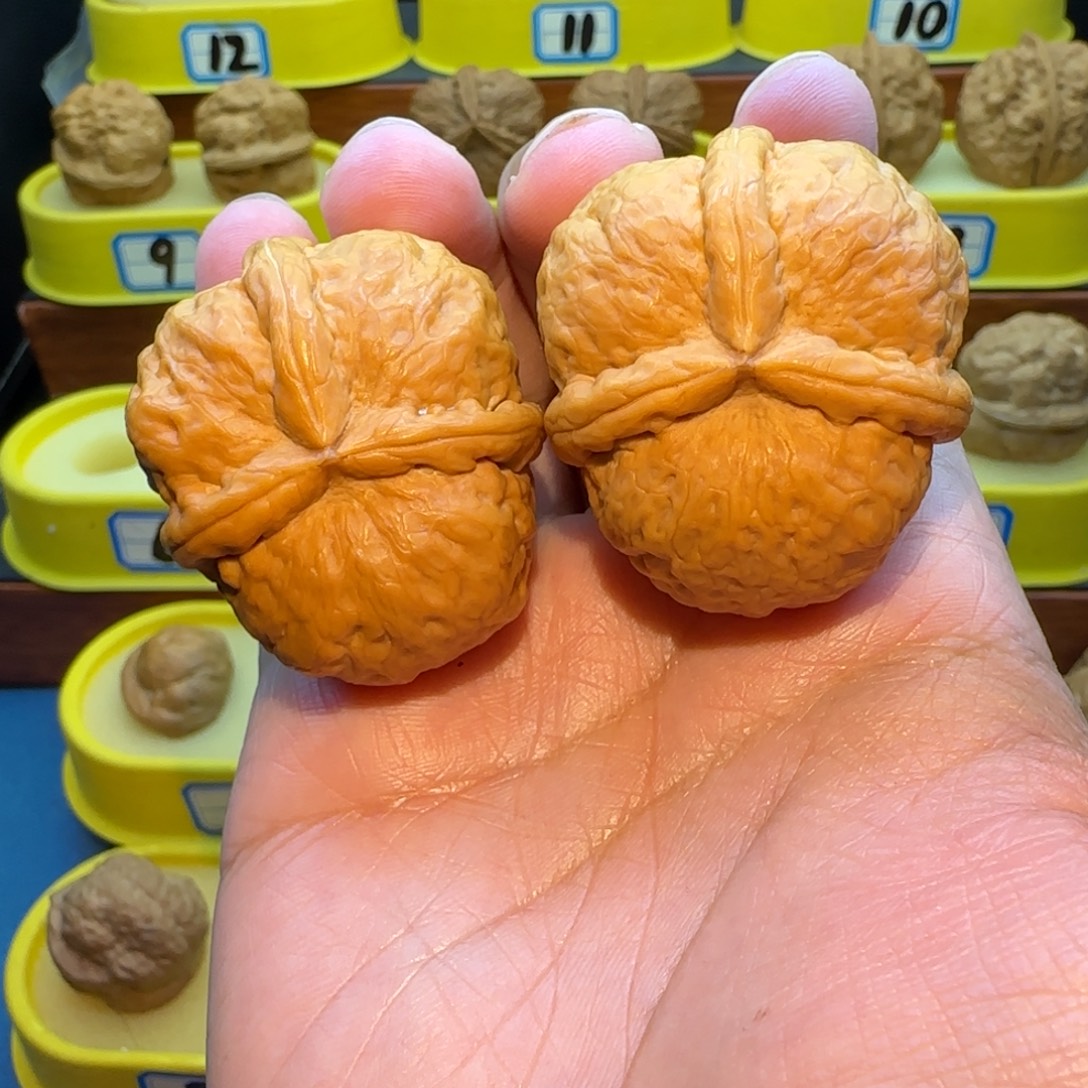 厚***物把件桃核三炸核桃